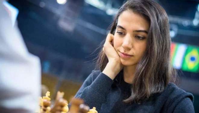 بغیرحجاب مقابلے میں حصہ لینے والی ایرانی شطرنج کھلاڑی کو ہسپانوی شہریت مل گئی