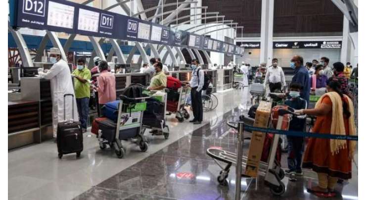 عمان میں غیرملکیوں کی آمد و رفت بڑھ گئی
