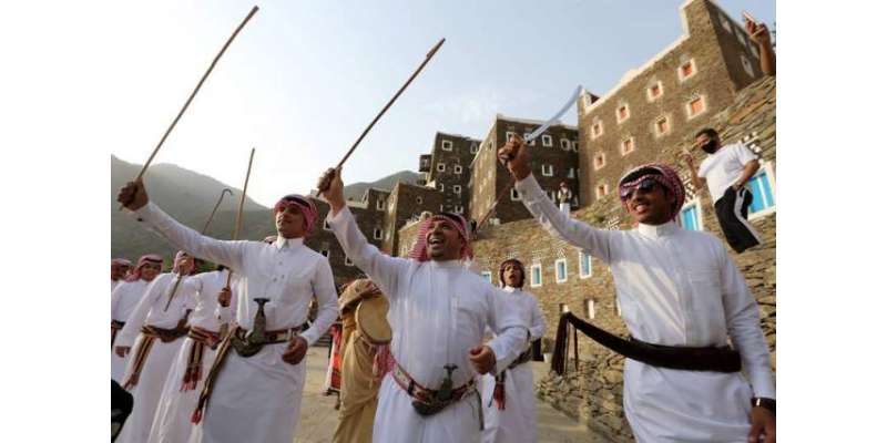 سعودی عرب نے تلوار ڈانس کے قوانین کو سخت کر دیا