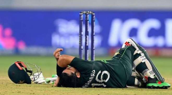 پاکستانی ٹیم کے سینئر اور تگڑے ترین کھلاڑی کی طویل عرصے کیلئے کرکٹ کے میدانوں سے دور ہو جانے کا خدشہ