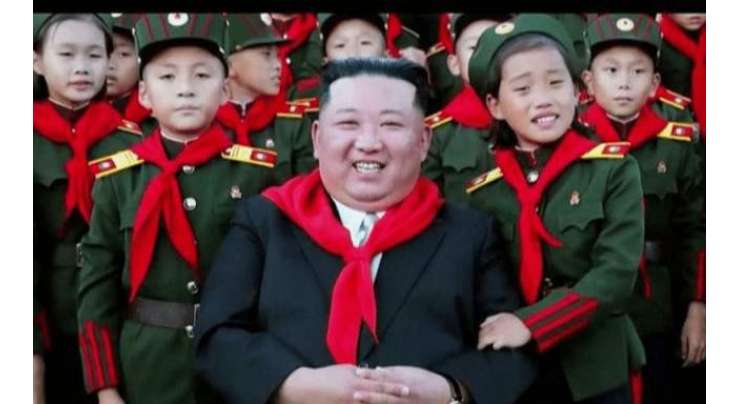 شمالی کوریا کے عوام اپنے ڈکٹیٹربادشاہ کوابوجان کہنے لگے، گانا تیار