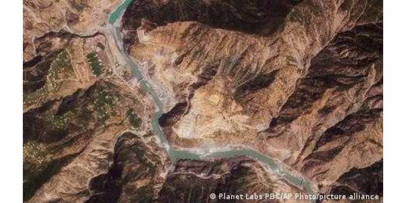 چین کا پاکستان میں دو بڑے ڈیم منصوبوں پر کام روکنے کا اعلان