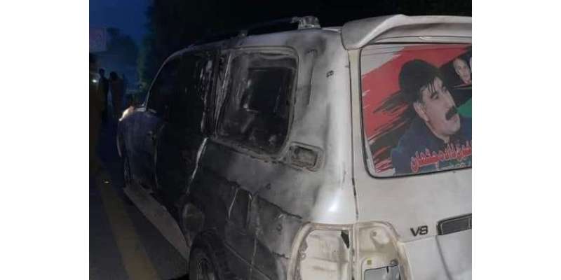 باجوڑ میں پی پی رہنما اخونزادہ چٹان کی گاڑی کے قریب دھماکہ