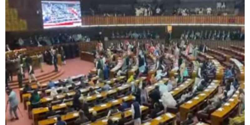 پارلیمنٹ کا مشترکہ اجلاس،آصف زرداری کے خطاب کے دوران پی ٹی آئی اراکین ..