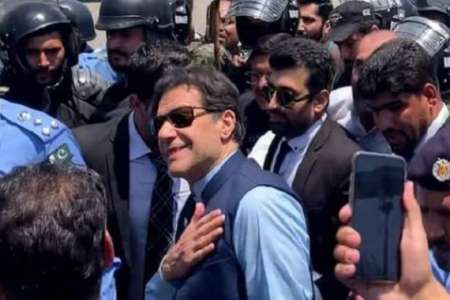 Ù…Ø°Ø§Ú©Ø±Ø§Øª Ø§Ú¯Ø± Ù†Ø§Ú©Ø§Ù… Ø¨Ú¾ÛŒ ÛÙˆØ¬Ø§ØªÛ’ ÛÛŒÚº ØªÙˆ Ø¨Ú¾ÛŒ Ø¹Ù…Ø±Ø§Ù† Ø®Ø§Ù† Ú©Ùˆ Ø¨Ø§ÛØ± Ø¢ØªÛ’ Ø¯ÛŒÚ©Ú¾ Ø±ÛØ§ ..