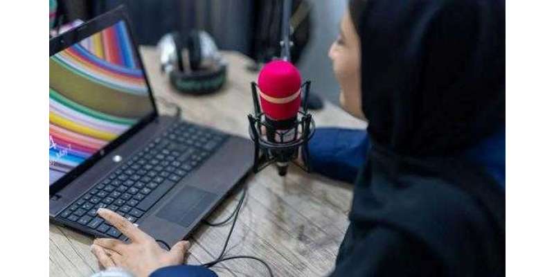 انٹرنیٹ بند ہونے سے افغان خواتین اور لڑکیوں پر کیا گزرتی ہے؟
