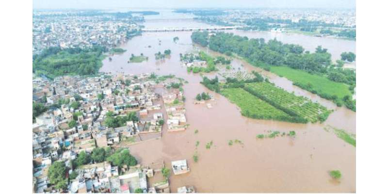 پنجاب کو 4 دہائیوں کے تباہ کن سیلاب کا سامنا، 15 لاکھ افراد کی نقل مکانی