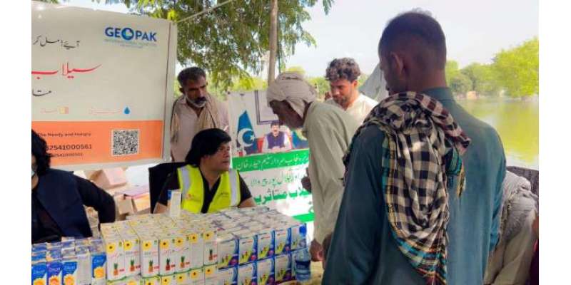 ٹرانسجینڈر ڈاکٹر زین  کو گورنرپنجاب کی شاباش