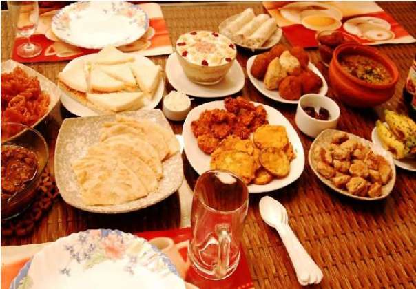 Sehri Or Iftar Main Kia Khain