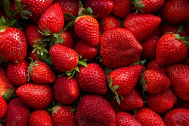 Strawberry Ke Woh Hairat Angez Fawaid Jo Aap Nahi Jante