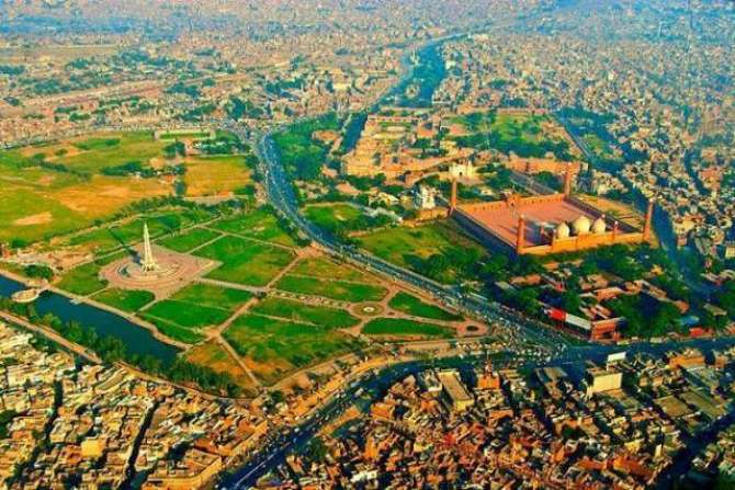 Ghanne Jangal Se Greater Iqbal Park Tak