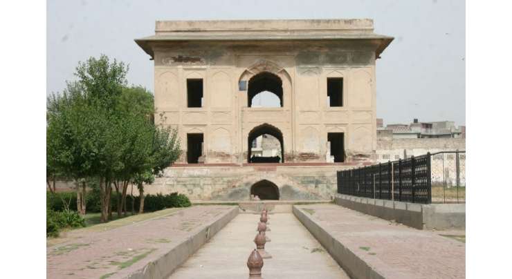 Nadira Begum's Tomb