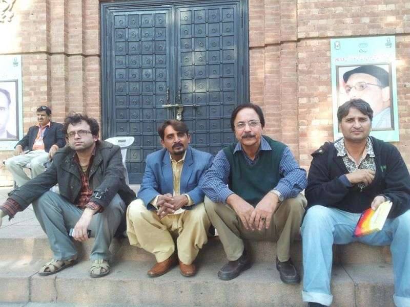 A Group Photo In Aewan E Iqbal After Halqa E Arbab E Zaoq Meeting