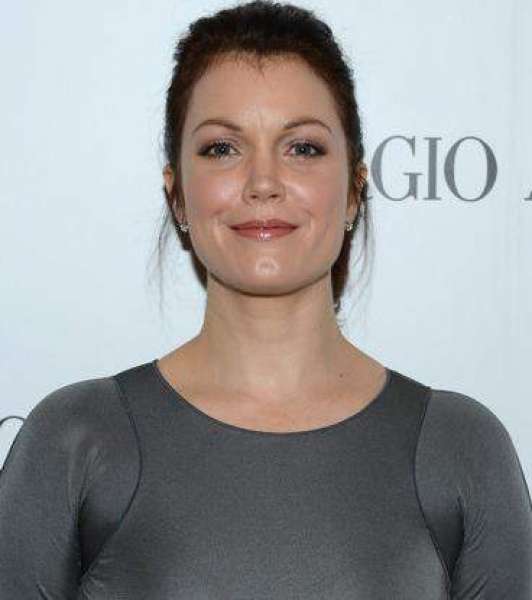 of Bellamy Young with focus on Bellamy Young photos, videos, Scandals, goss...