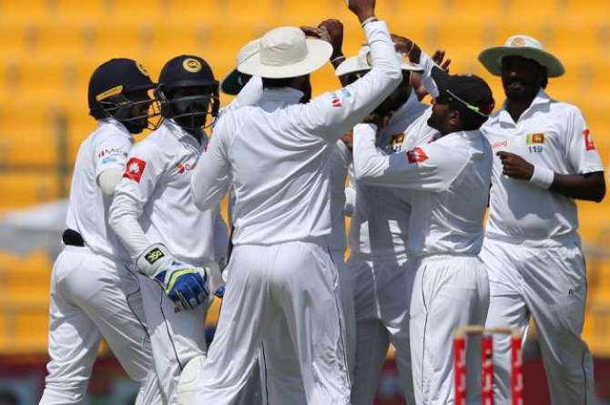 Sri Lanka Beat Pakistan In 1st Test