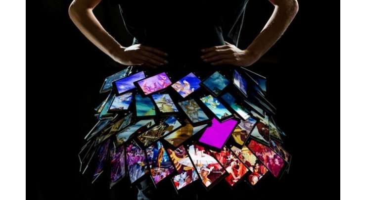 Fashion Model Wears Skirt Made Of Lumia 1520 Phones