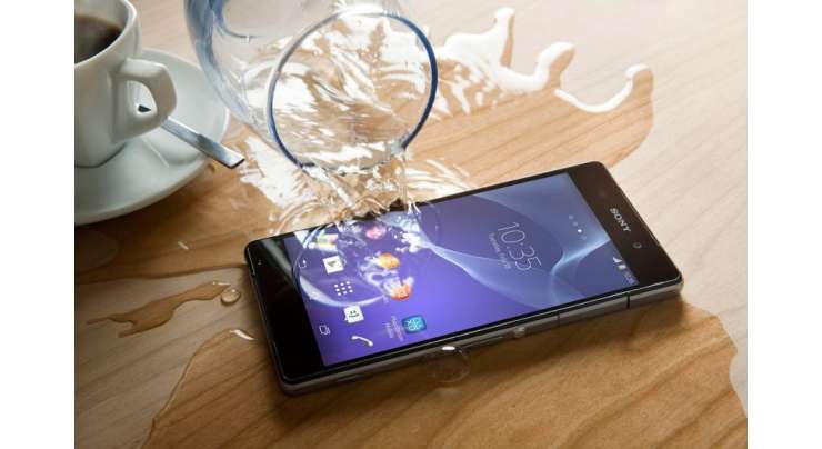 Galaxy S5 Vs Sony Xperia Z2 Underwater Test