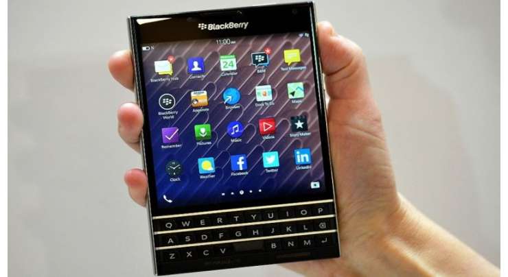 BlackBerry Passport Promo Again Shows Benefits Of Wider Screen