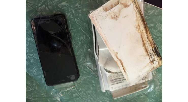 IPhone 7 Plus Explodes Before Even Being Taken Out Of The Box