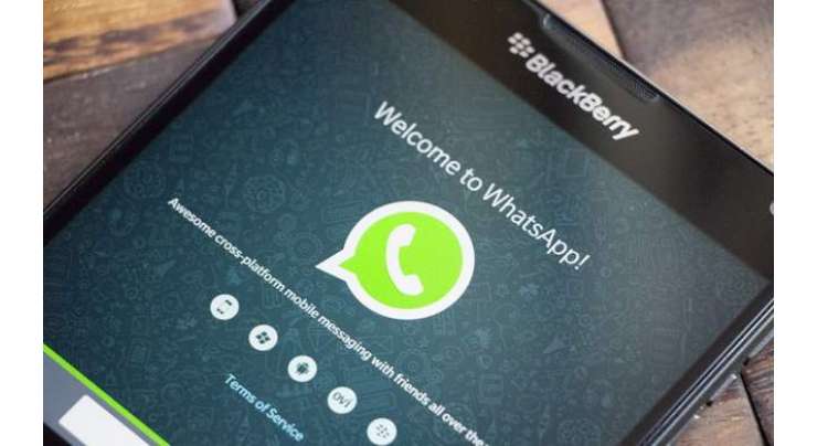 WhatsApp Once Again Extends Support For BlackBerry