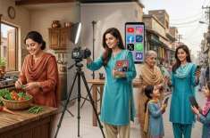 Kitchen Se Le Kar Social Media Tak Khawateen Ka Badalta Hua Safar